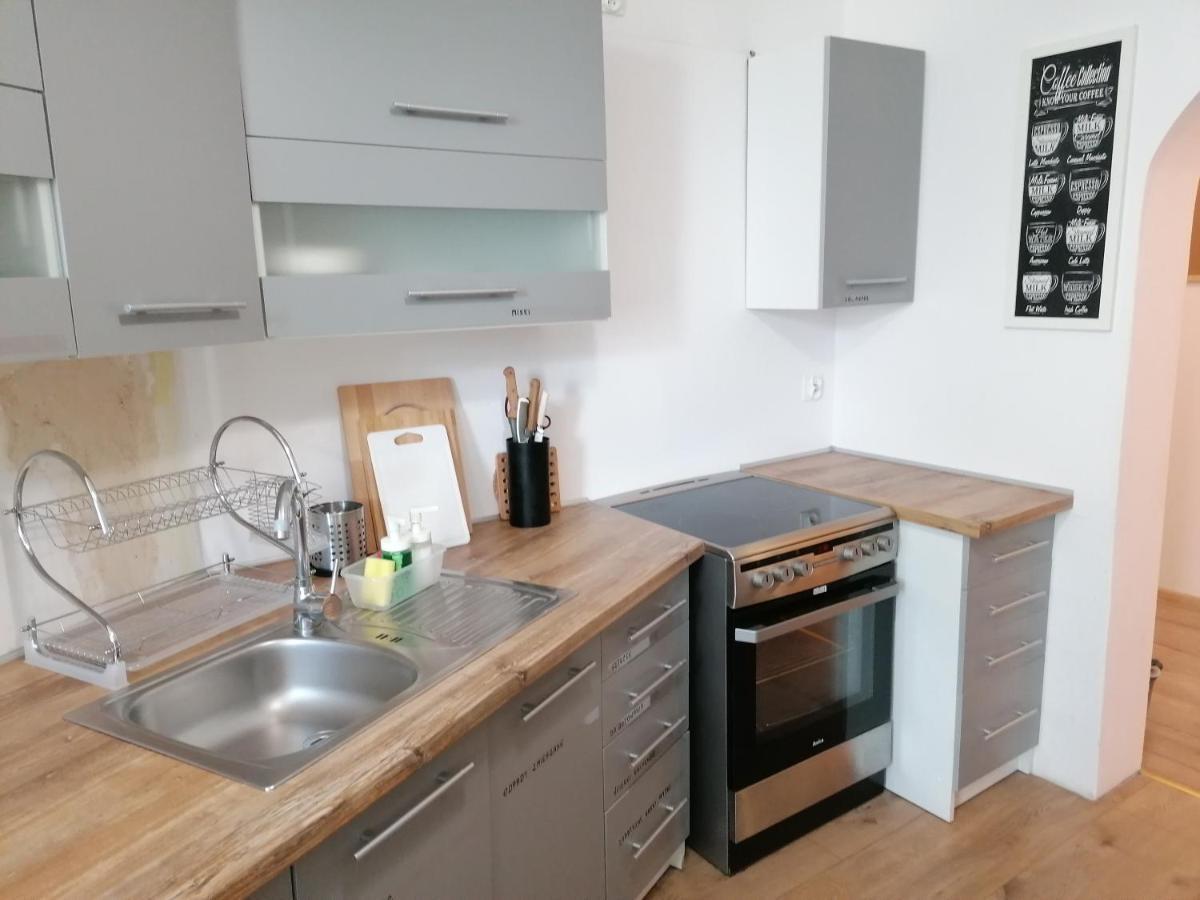 Hostel Tulip - Pokoj 7 Ze Wspolna Lazienka I Kuchnia Szczecin Exterior foto