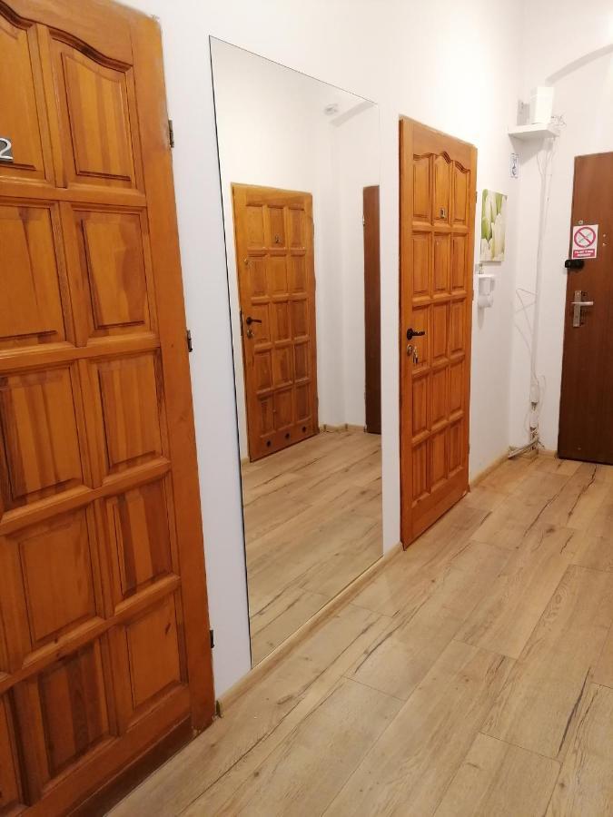 Hostel Tulip - Pokoj 7 Ze Wspolna Lazienka I Kuchnia Szczecin Exterior foto