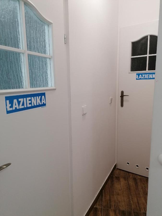 Hostel Tulip - Pokoj 7 Ze Wspolna Lazienka I Kuchnia Szczecin Exterior foto